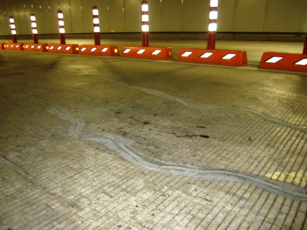 Các vết nứt không ảnh hưởng đến khả năng chịu lực và khả năng chống thấm của bản đáy đường hầm